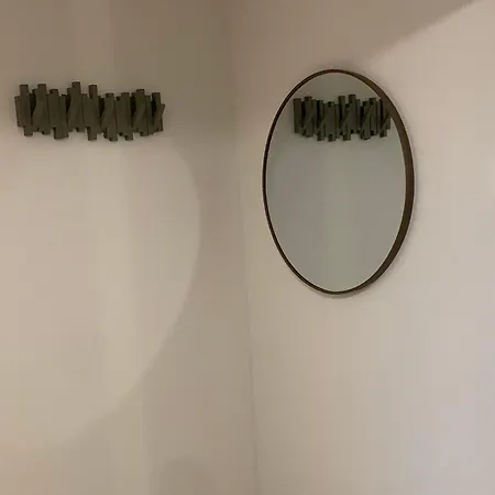 Modern Wohnen Im Fachwerkhaus Im Herzen Wolfhagens - 2 Schlafzimmer, Parkplatz *