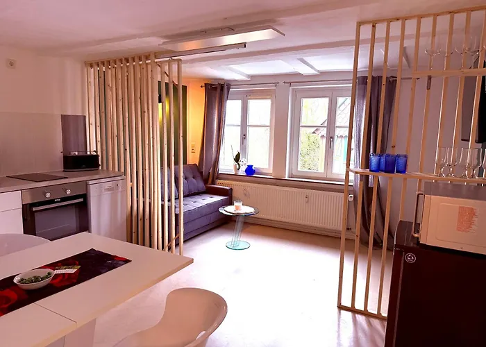 Modern Wohnen Im Fachwerkhaus Im Herzen Wolfhagens - 2 Schlafzimmer, Parkplatz